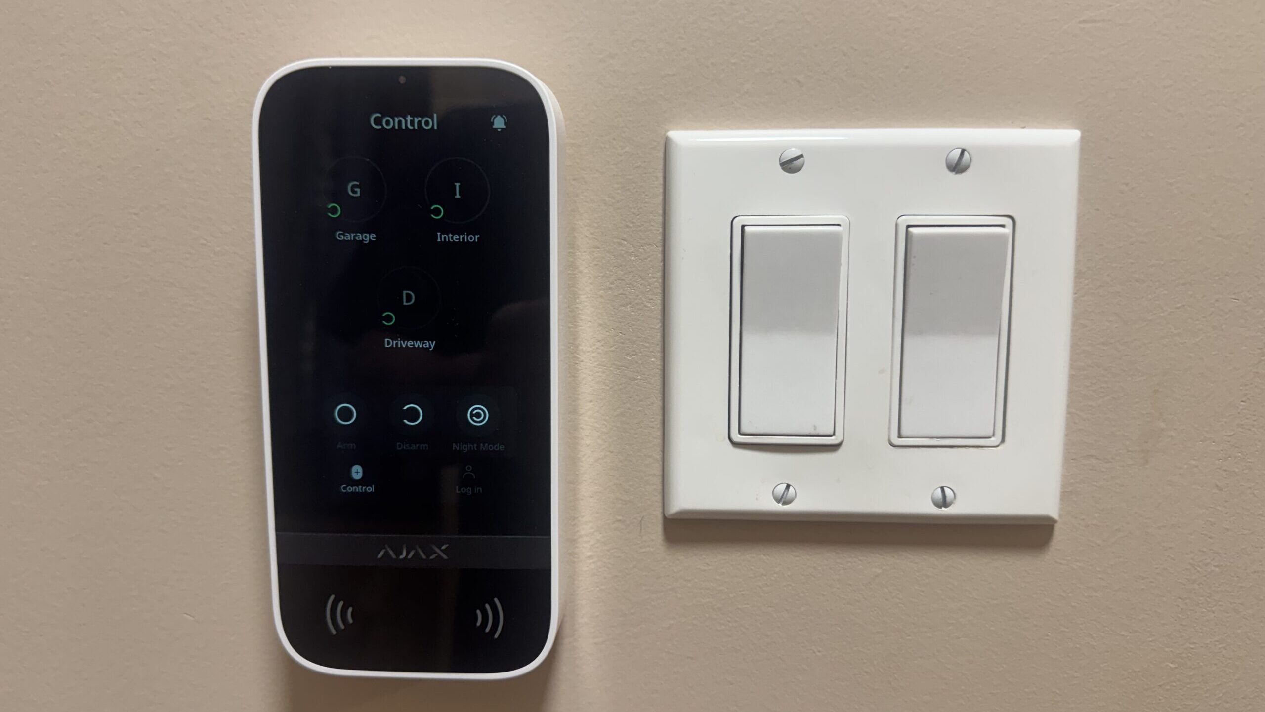 Read more about the article Smart Home Saves Money